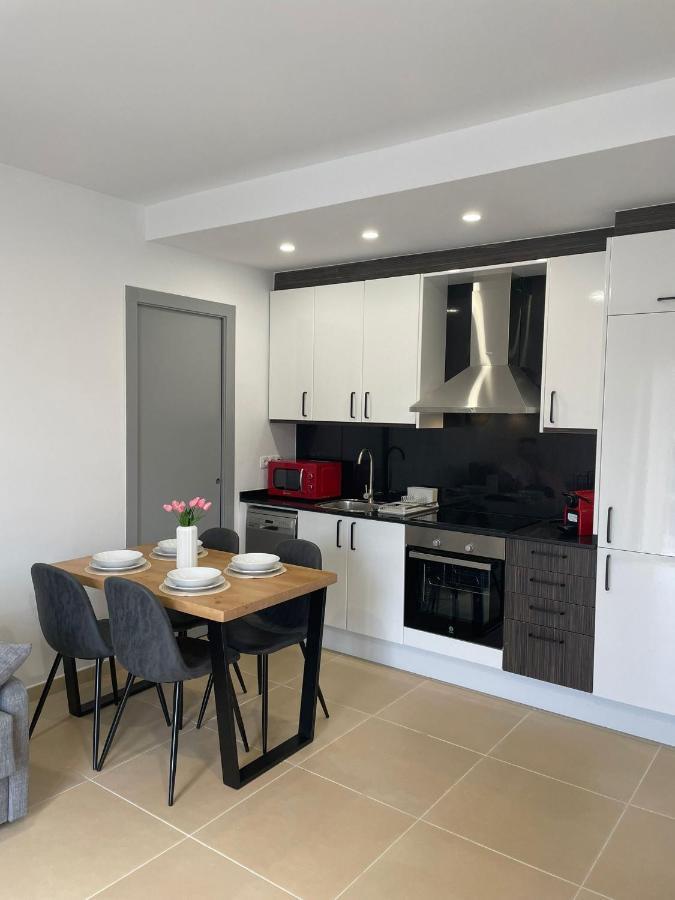 Luminoso Duplex Con Parking Appartement Terrassa Buitenkant foto